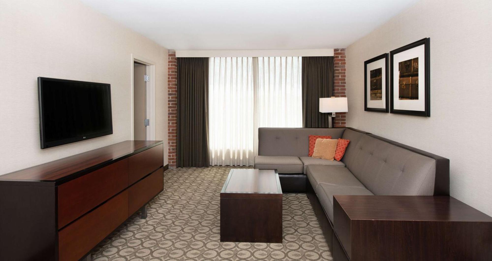 Doubletree Hotel & Suites Charleston Airport North Charleston Eksteriør bilde