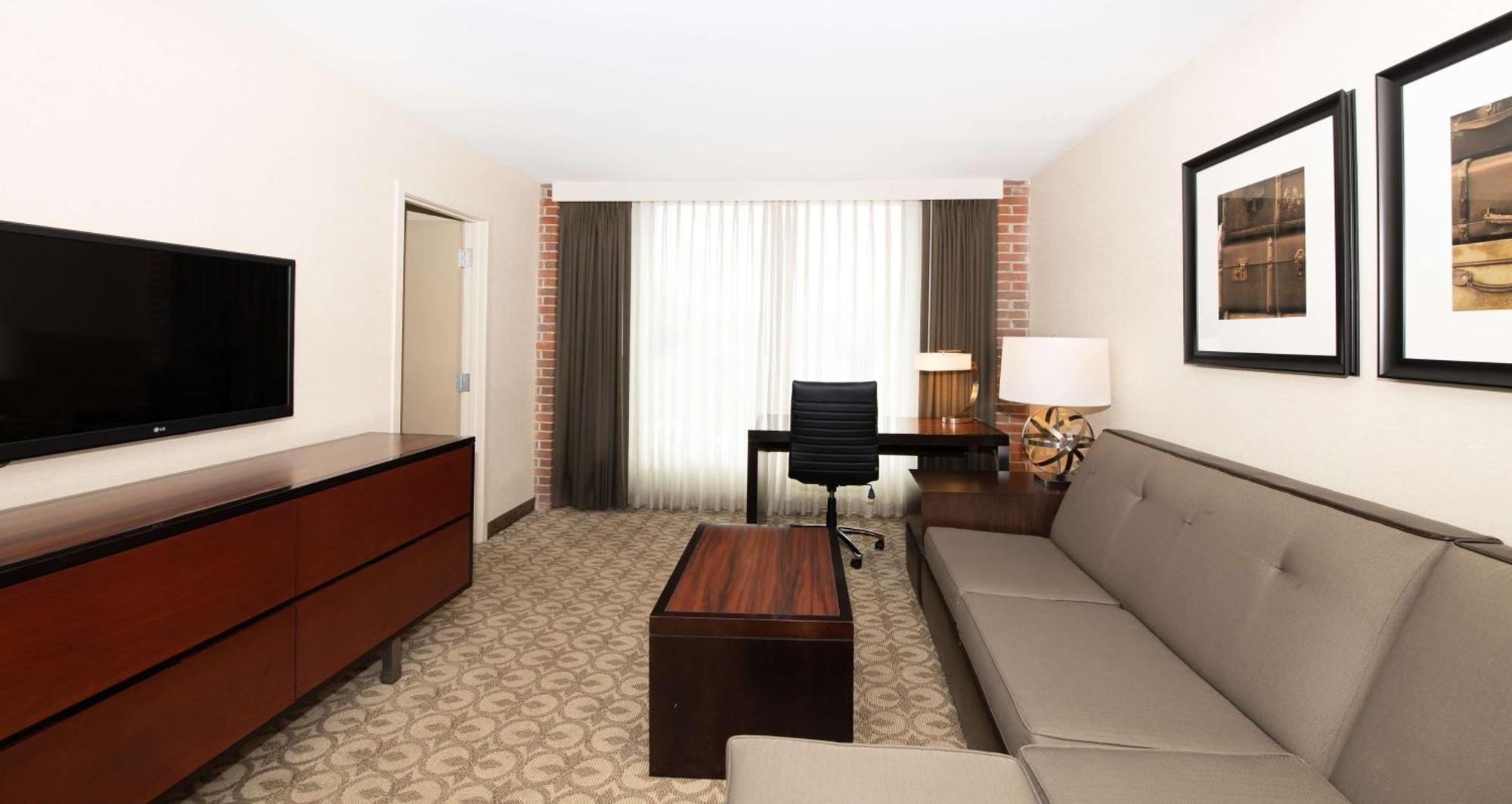 Doubletree Hotel & Suites Charleston Airport North Charleston Eksteriør bilde